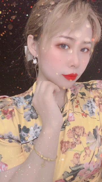 明星同款水杯子,时尚健康两不误