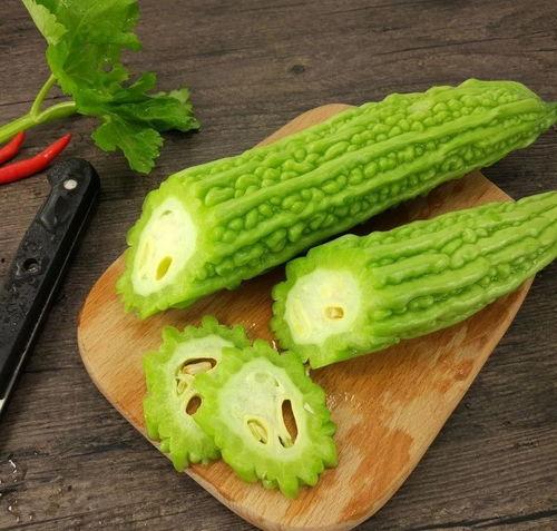 孕妇中期吃贝贝瓜好吗,孕妇中期适量食用贝贝瓜有益健康